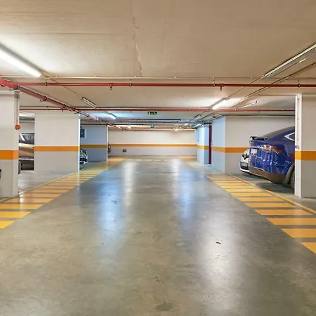 Apartamento Janelas Verdes 3